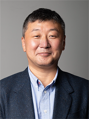Akira Toyoshima,
CEO of Panasonic Entertainment & Communication Co.,Ltd.
