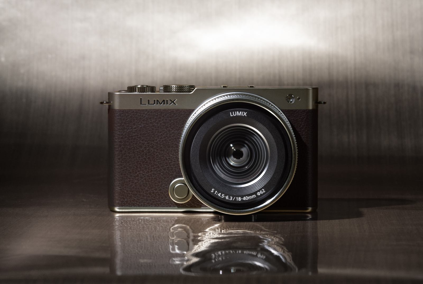 LUMIX S9 Titanium Gold - edición limitada y exclusiva en Europa