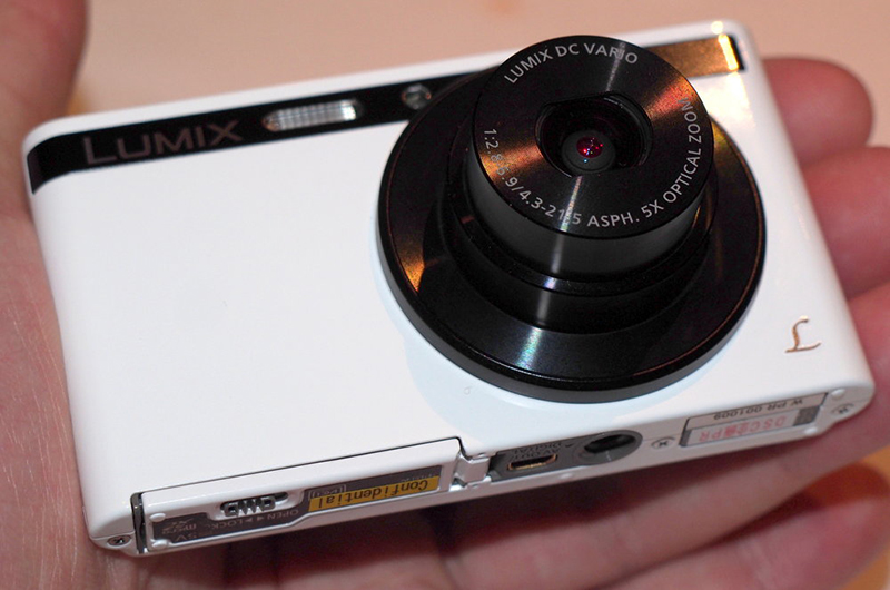 panasonic-lumix-xs1-10_1357556873