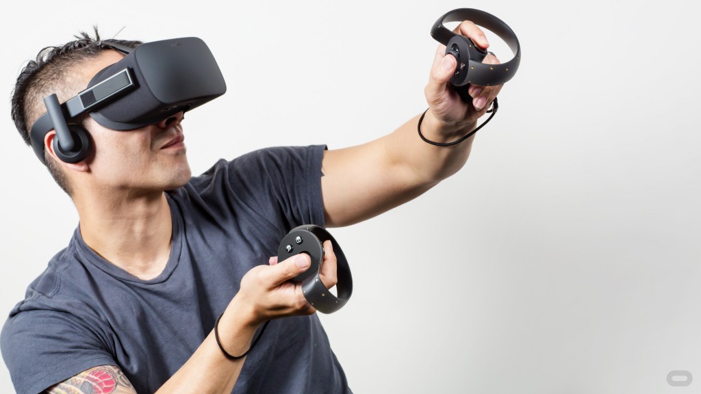 2882181-oculus-touch-2