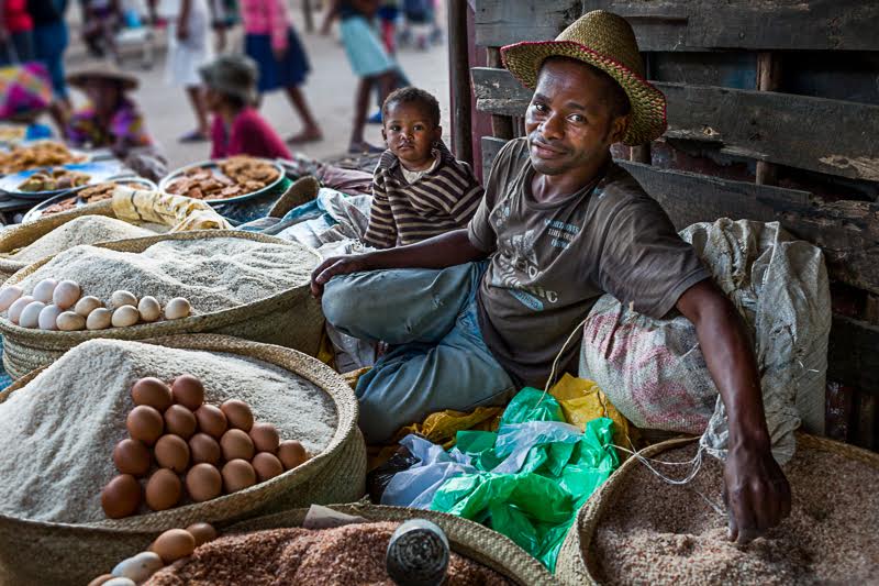 3-Omnifoto- mercado en Manakara