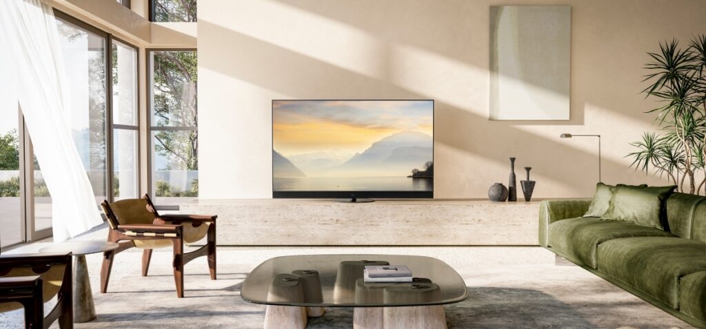 TV Panasonic OLED Z95A ideal para mirar futbol. La inteligencia artificial automática sabe cómo adaptar los ajustes para el contenido deportivo